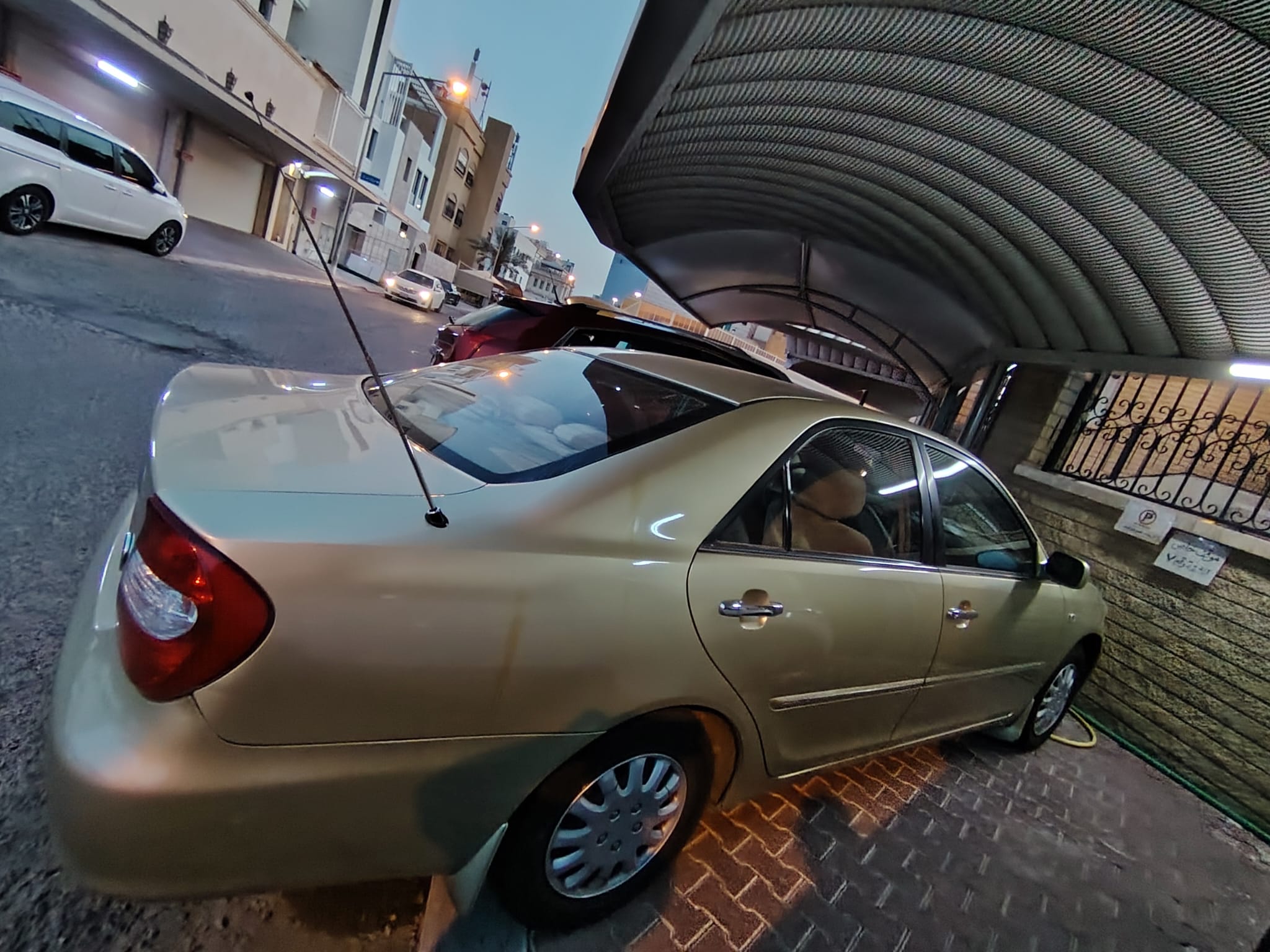 تويتا كاميرى للبيع