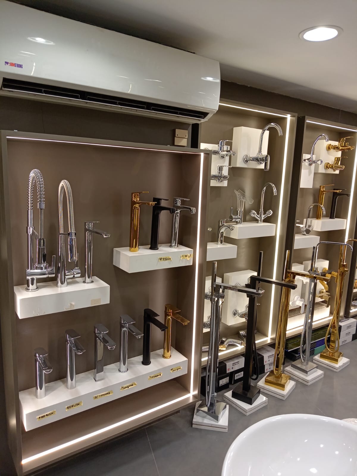 فنى صحي معلم صحي