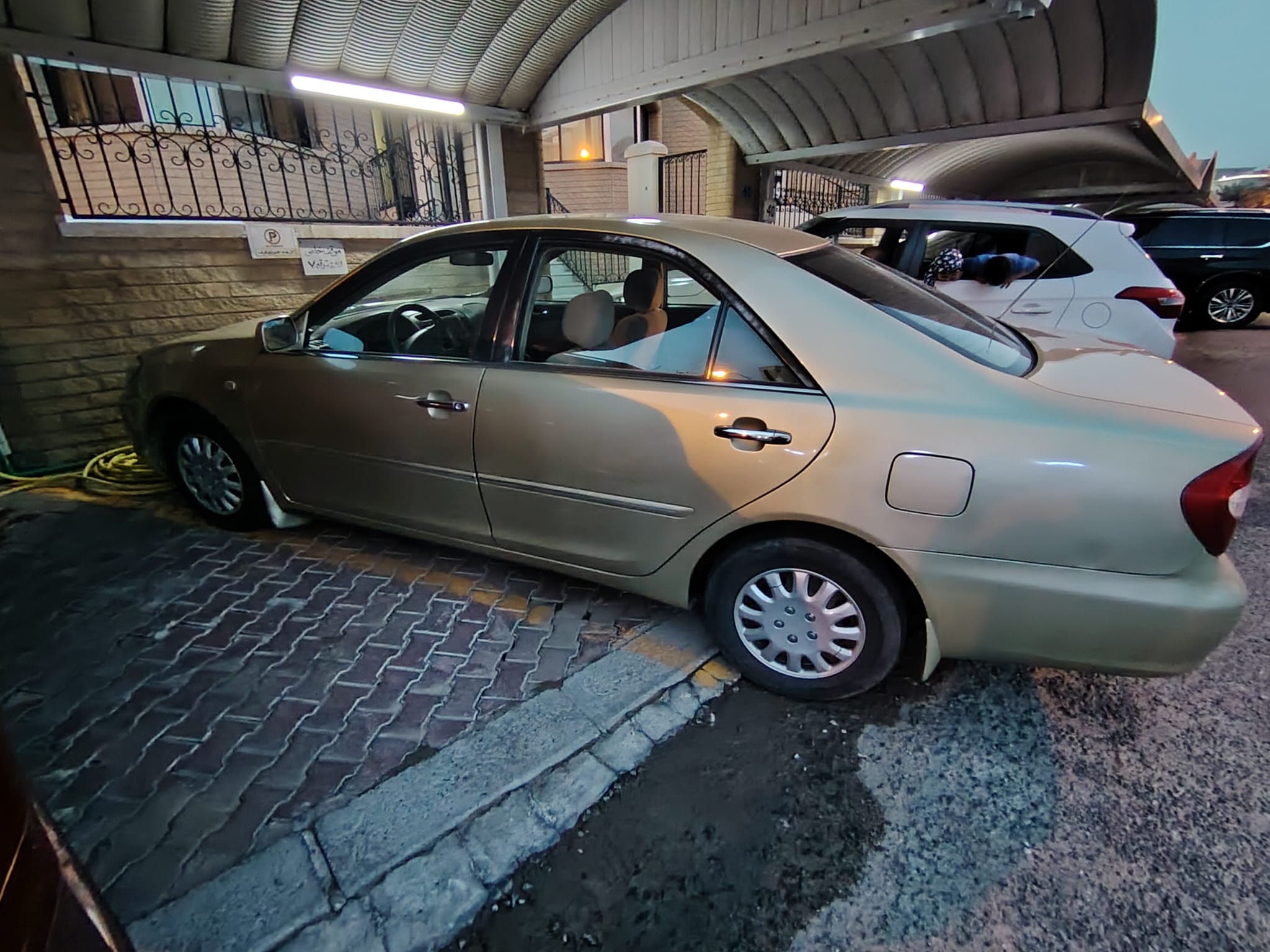 تويتا كاميرى للبيع